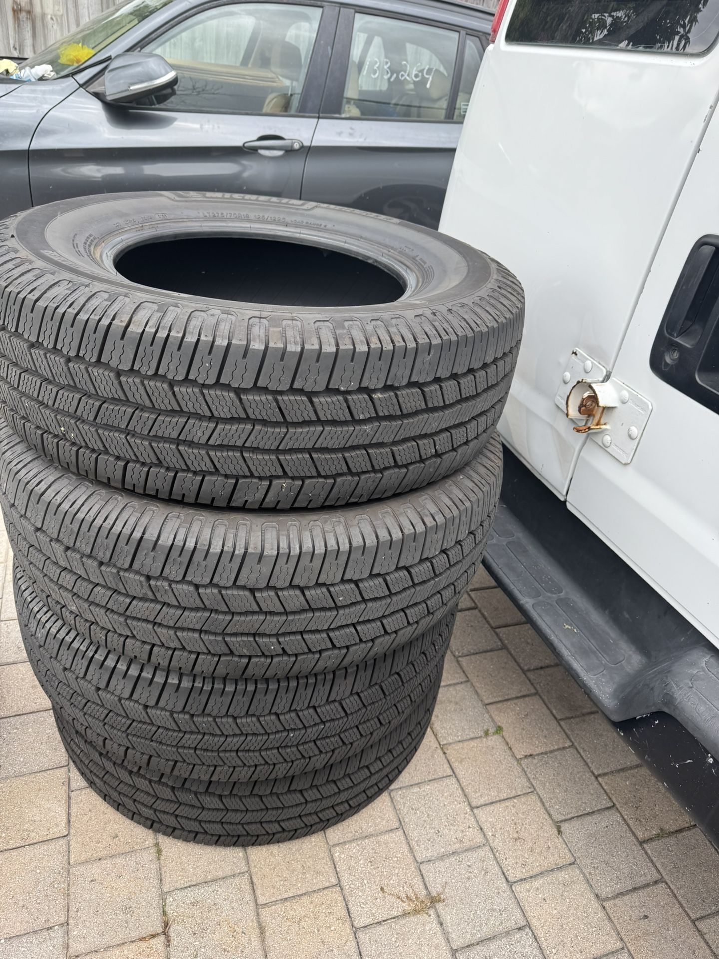 MICHELIN LT 275/70/18 DEFENDER LTX M/S2