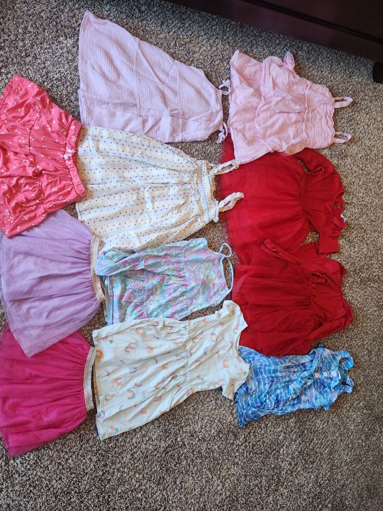 Girl's Clothes