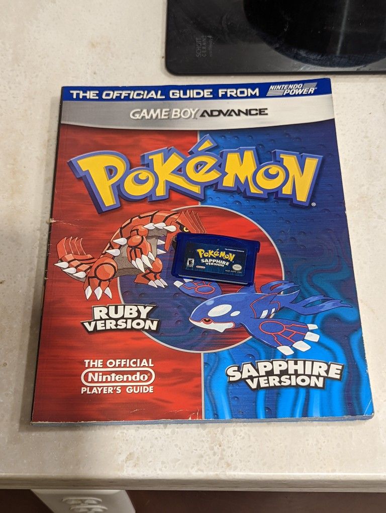 Pokemon Sapphire Authentic + Nintendo Power Strategy Guide Gameboy Advance GBA