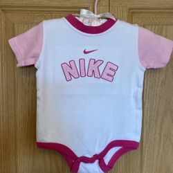 Nike Baby Girls Size 0-6 Months Bodysuit Onesie 