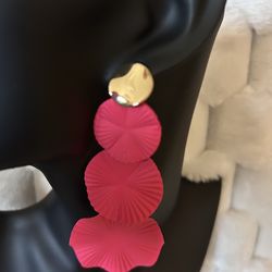 Hot pink shell style earrings