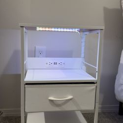 🛏️ Bed + Nightstand + Mattress