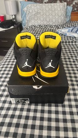 Jordan 4s