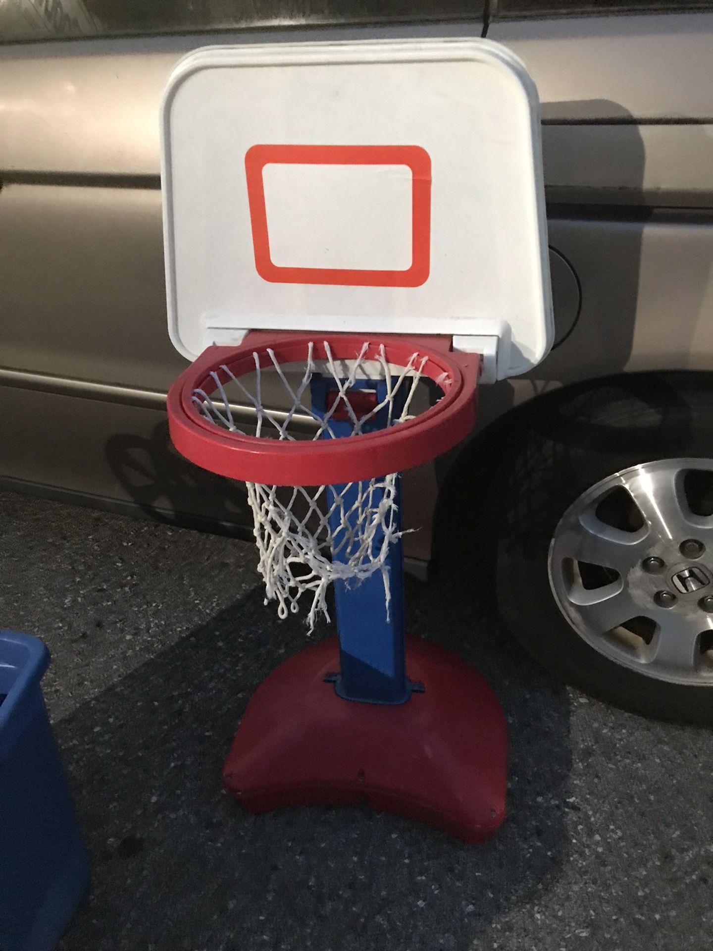 Very Nice Kids Adjustable Basketball Hoop Only $15 Firm