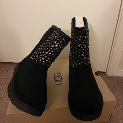 100% Authentic Brand New in Box UGG Classic Short Stud II Boots / Color: Black / Women size 6 