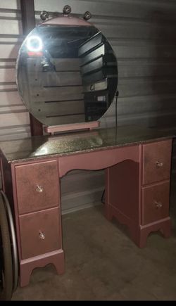 antique vanity with mirror