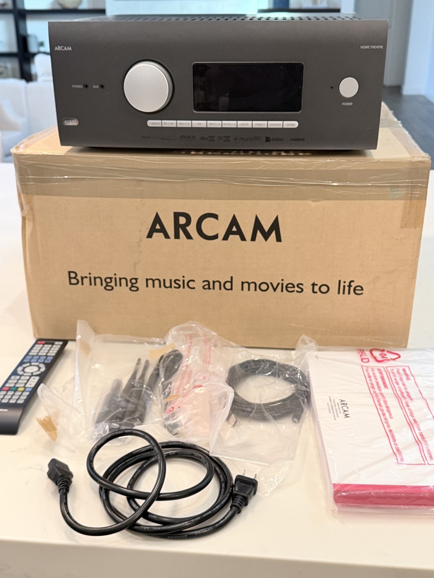 Arcam AVR30 - Reference Class G 16-Channel AV Receiver