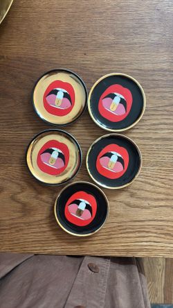 5 Jonathan Adler mini plates!