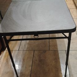 Portable Table With Adjustable Height 