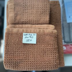 New  Towel Set, 2 Bath,  2 Hand , 2 Wash Cloths
