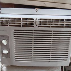 2 Frigidaire AC
