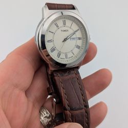 ⌚✨Timex Day-Date Dress Watch | Roman Numerals | Leather Strap | INDIGLO