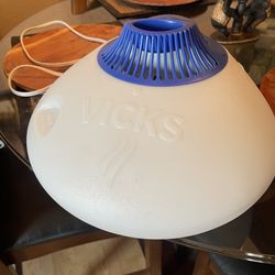Vicks Warm Steam Vaporizer Hunidifier