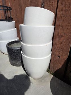 7 planting pots
