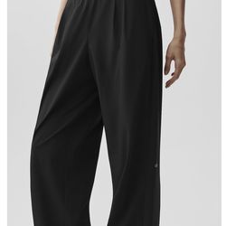 alo yoga pants