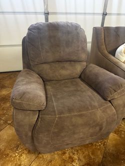 Reclining chair