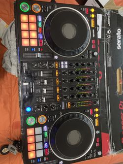 Pioneer Ddj-1000srt controller