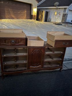 Free dresser(by cherry and foothill )