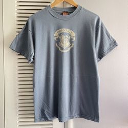 Vintage 2000 Hogwarts Graphic T-shirt