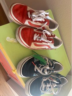 Size 7 vintage vans shoes