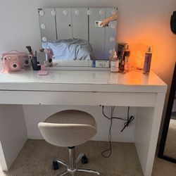 Moving Sale EVERYTHING MOST GO 