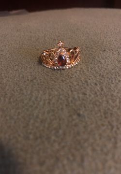 Women’s red ruby 18k gold filled crown ring