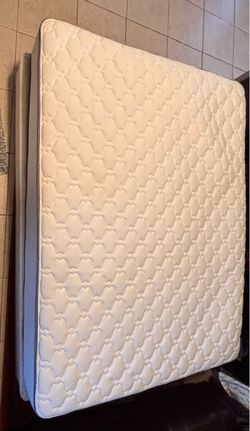 Queen size bed