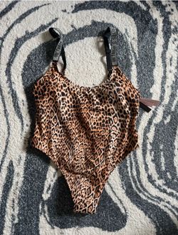 Victoria’s secret swimsuit Size M