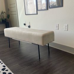 Ottoman/ Bench 