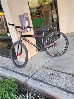 Fxd gear throne bike