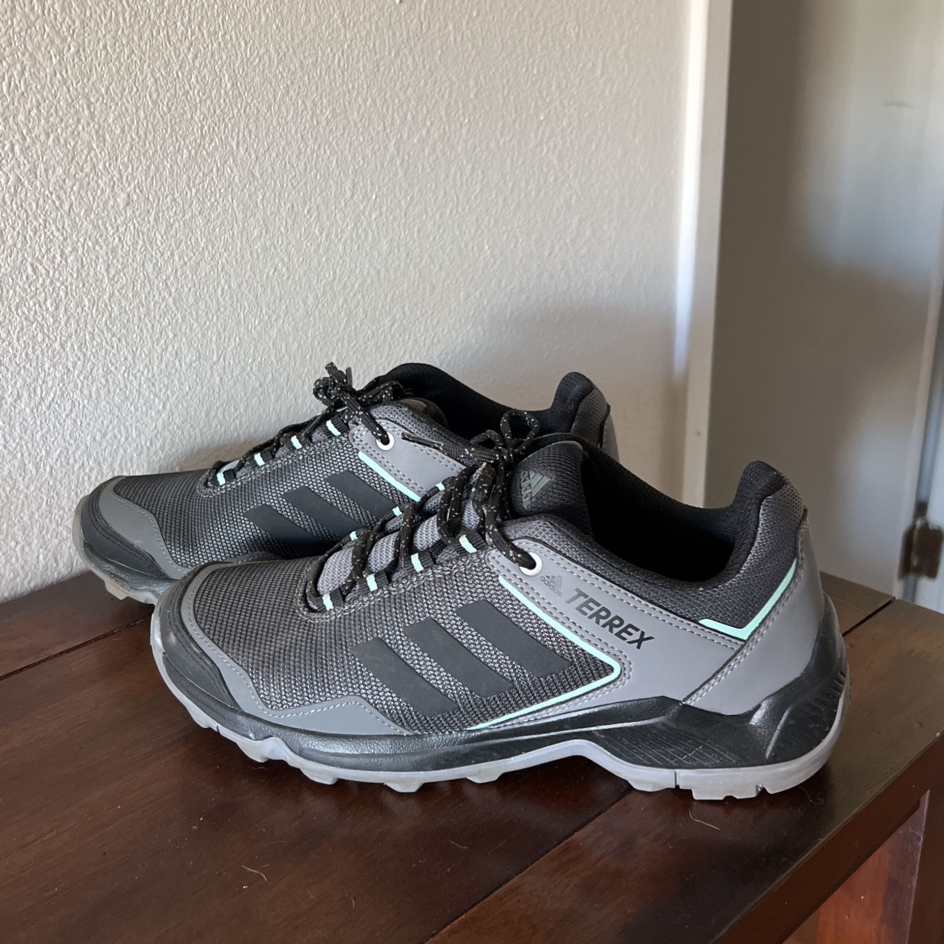 Size 8 Women’s Adidas Hiking