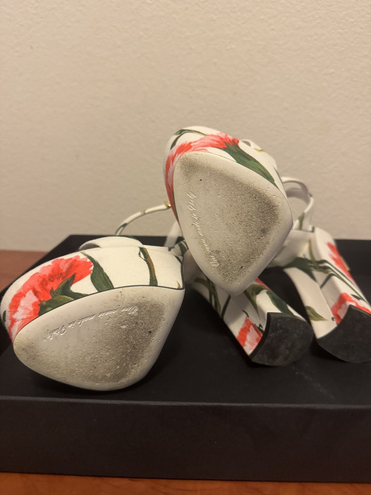 Dolce & Gabbana Heels Size 6 (36)