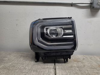 Right headlight gmc sierra 2016 2017 2018