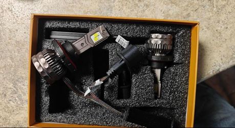 LED headlight bulb conversion kit for any vehicle super bright white 6000k