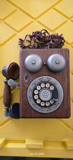 Western Electric Model 951A1 Wood Telephone