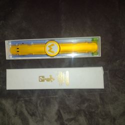 US Super Nintendo World Gold Power Up Band