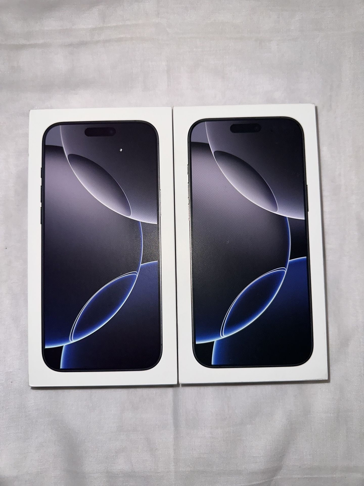 Apple iPhone 16 Pro Max 1TB Black Unlocked With Apple Receipt $3400 For Both I Can Bring It To You