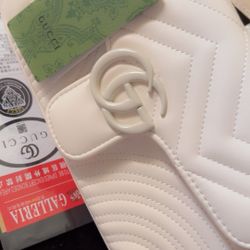 GG MARMONT BEIGE SHOULDER BAG