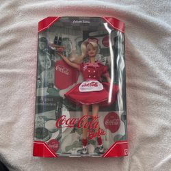 Barbie Coke Waitress No 7