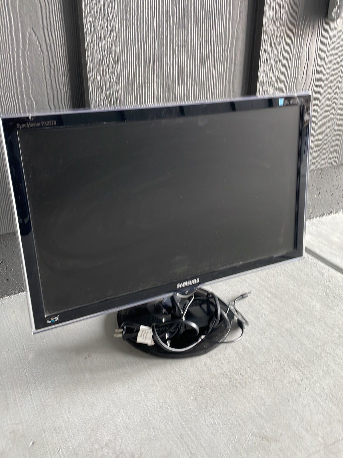 Samsung PX2370 23-Inch Widescreen LCD Monitor with LED Backlight 1080p