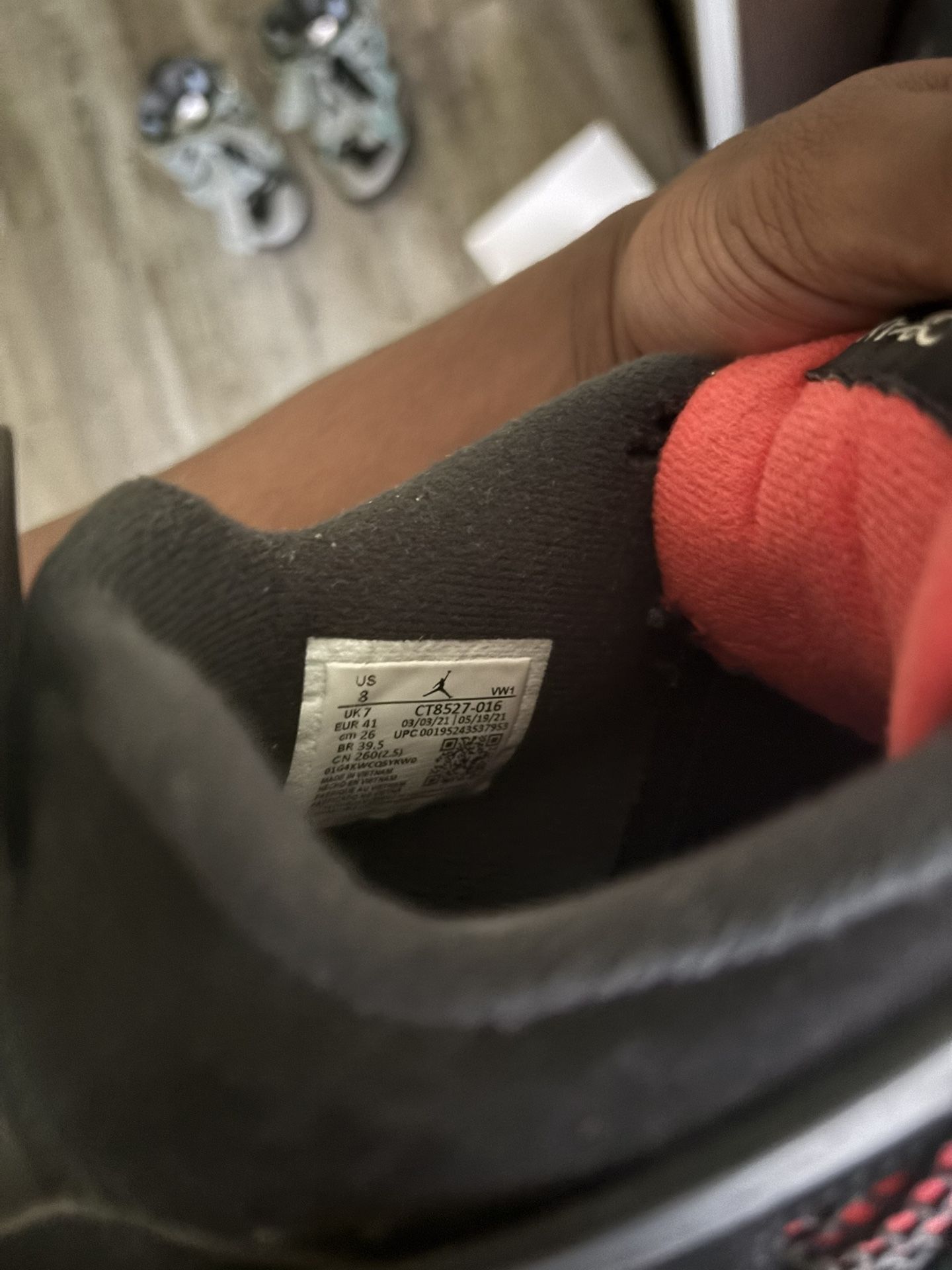 Jordan 4