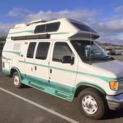 96’ Ford Coachman 2500 Van