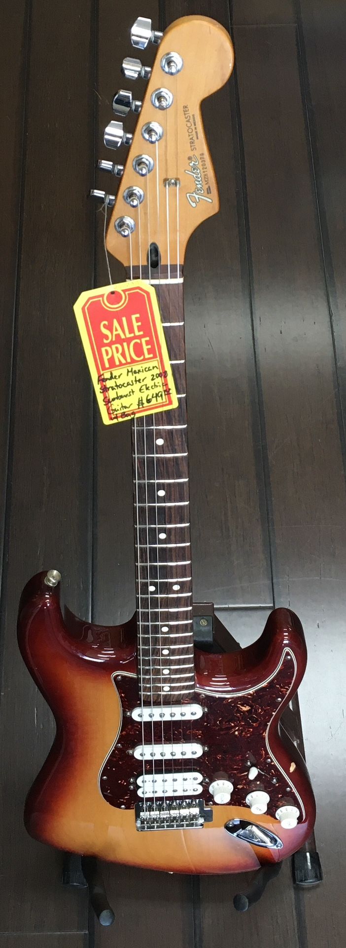 Fender Mexican Stratocaster 2008 Sunburst Electric Guitar w/ Bag