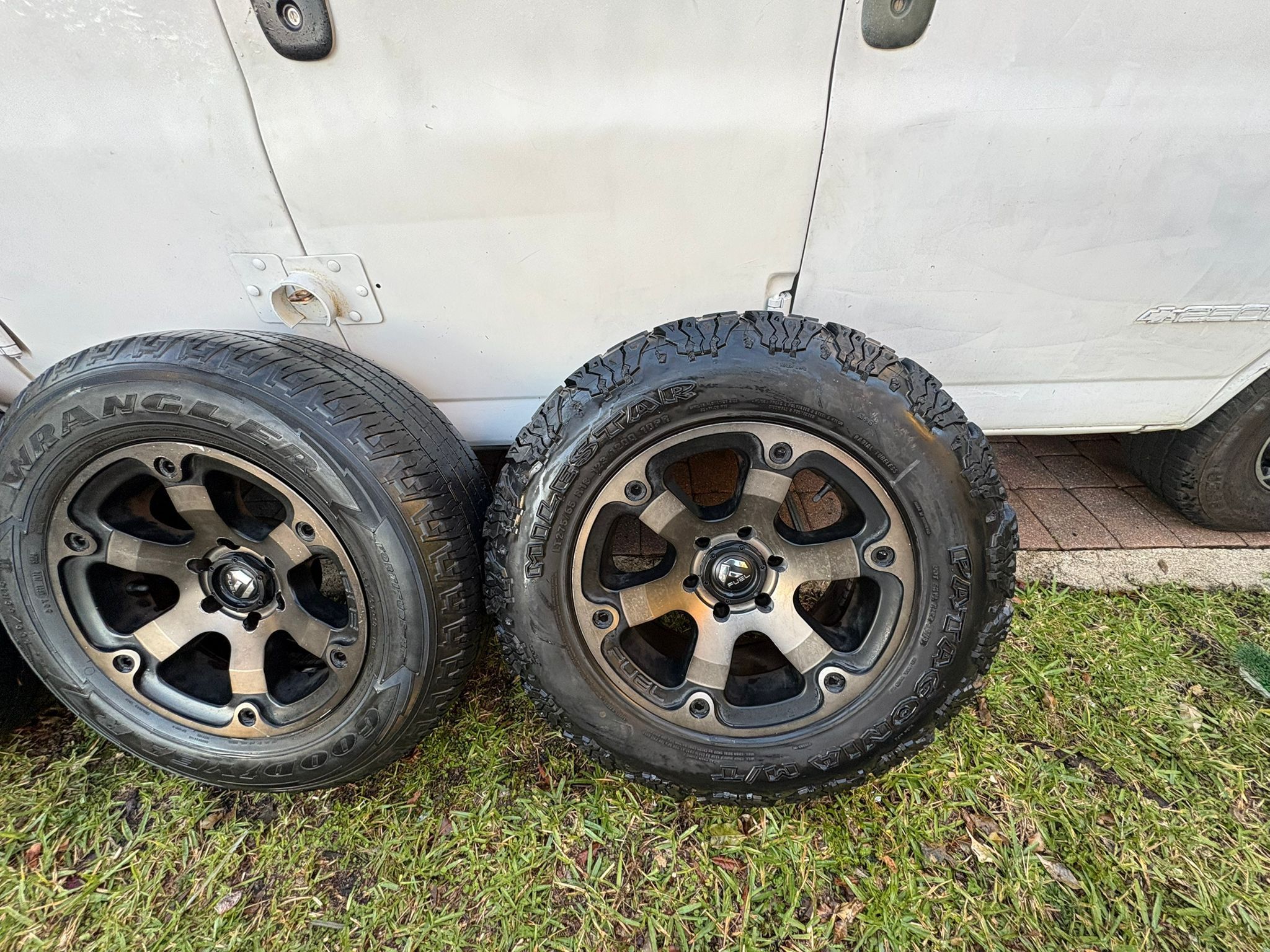 4 Rims and Tires for Sale in Miami, FL - OfferUp