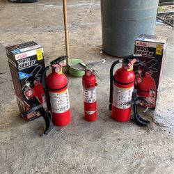 Fire Extinguisher/Extintor De Fuego 