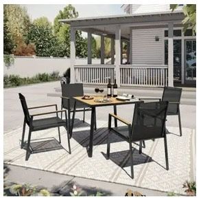 NEW 4-Person Outdoor Dining Table