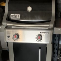 Weber Spirit E-210 BBQ Grill 2-Burners Propane