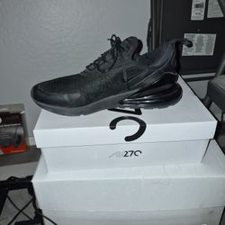 Nike Air Max 270