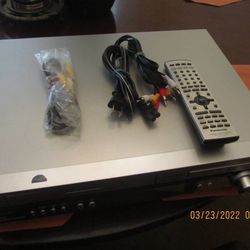 Panasonic DMR-E75V VHS/DVD Recorder Copy Your VHS Tapes to DVD