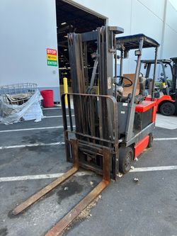 Toyota electric forklift